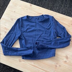 LSKD women’s staple LS Cropped Long Sleeve